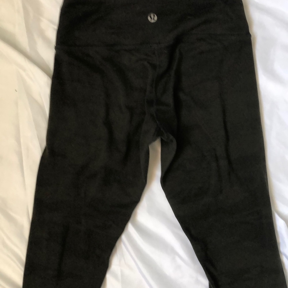 Lululemon - Picture 2 of 2
